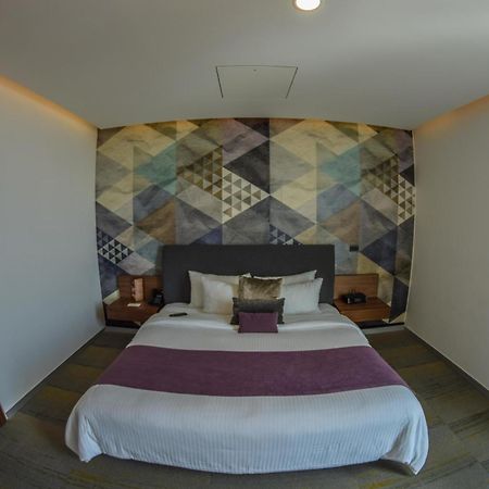Hotel Belo Grand Morelia Szoba fotó